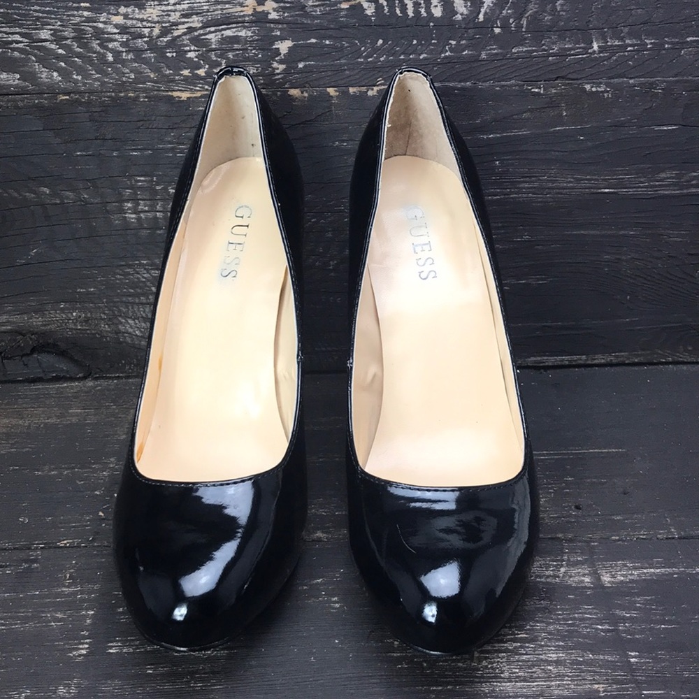 Guess Black Patent Pumps Size 8.5 - Picture 2 of 8